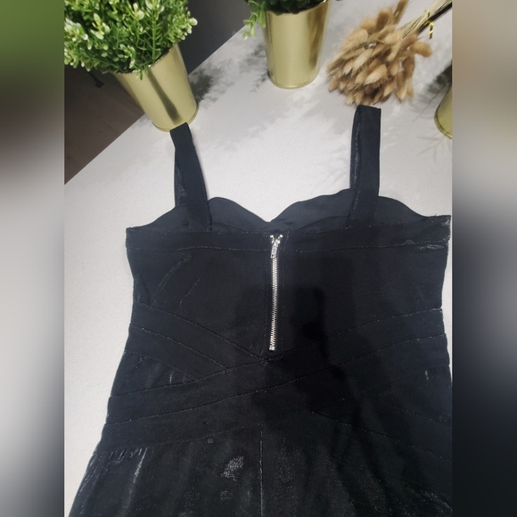 H&M Jolie petite robe noire scintillante - Picture 7 of 8